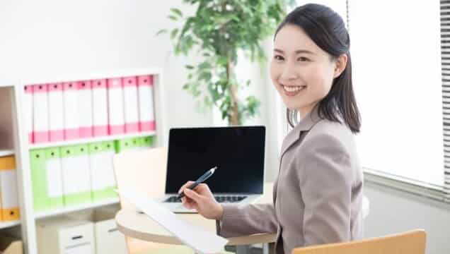 医療事務と一般事務の仕事内容・給料の違い